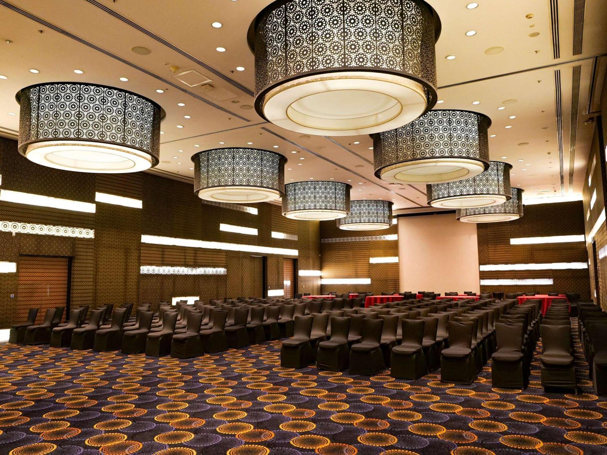 Novotel Pune Viman Nagar Road Exterior photo The ballroom
